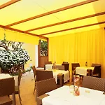 Coralia Bed & Breakfast