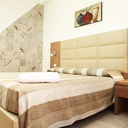 Coralia 4*