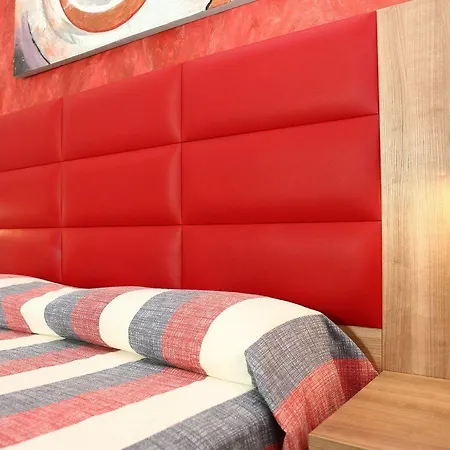Coralia فندق مبيت وإفطار 4*